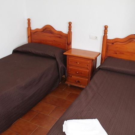 Hostal Montilla Sotogrande Torreguadiaro Exterior foto